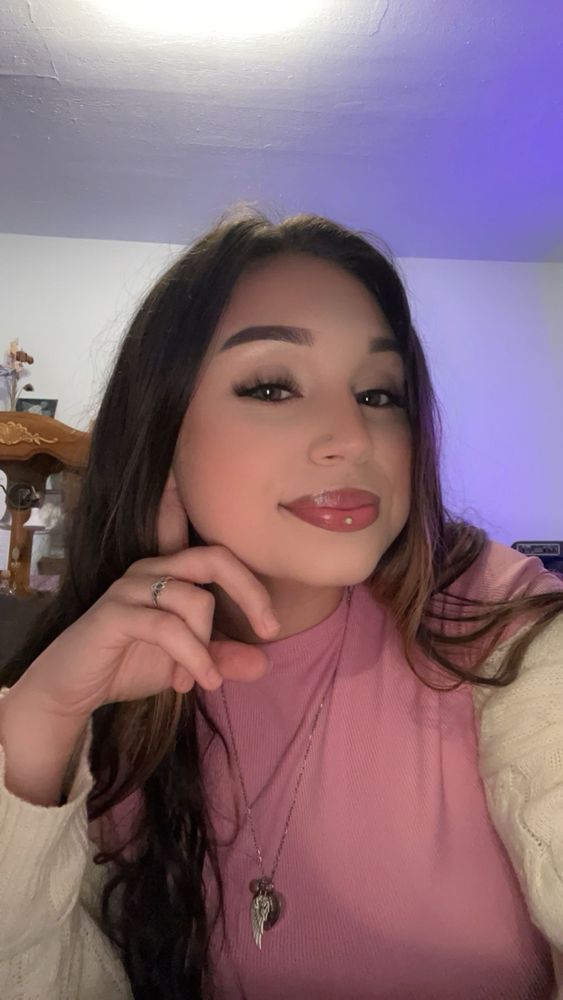 Angelina M.'s profile image