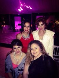 Helia T.'s profile image