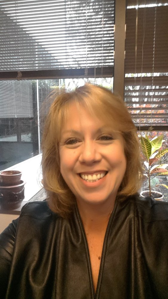 Donna F.'s profile image