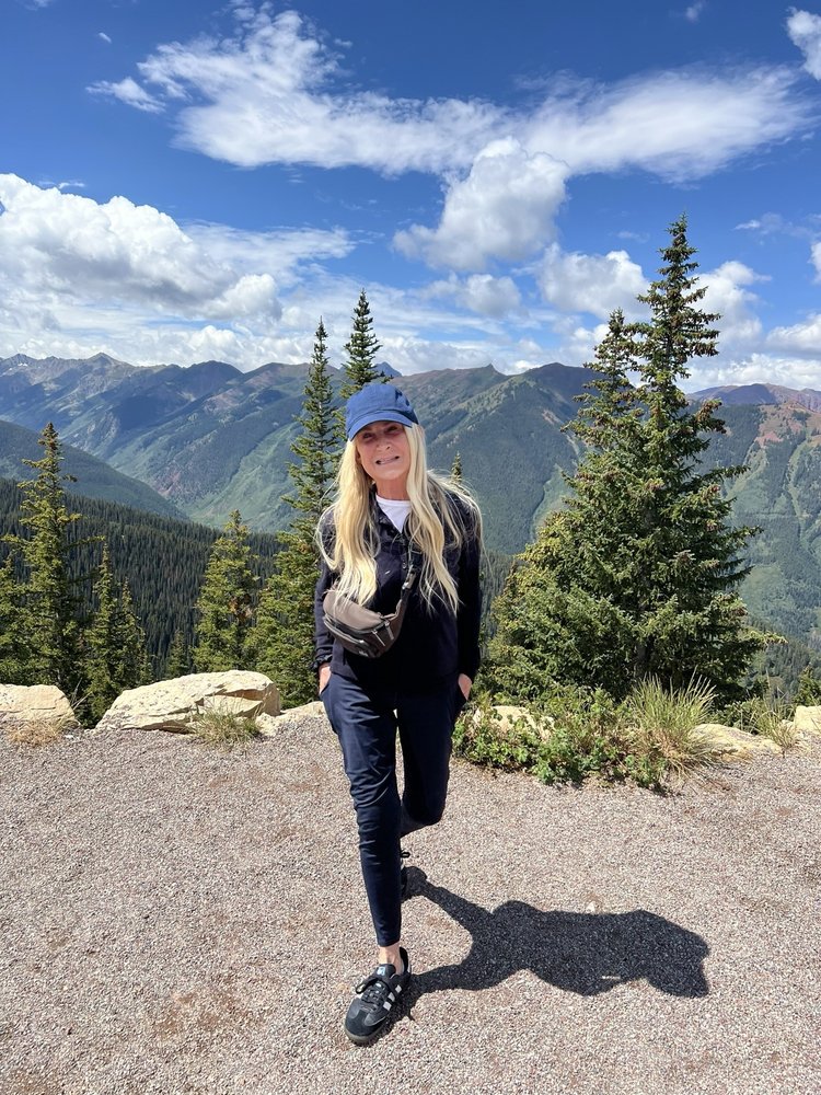 Liz M.'s profile image