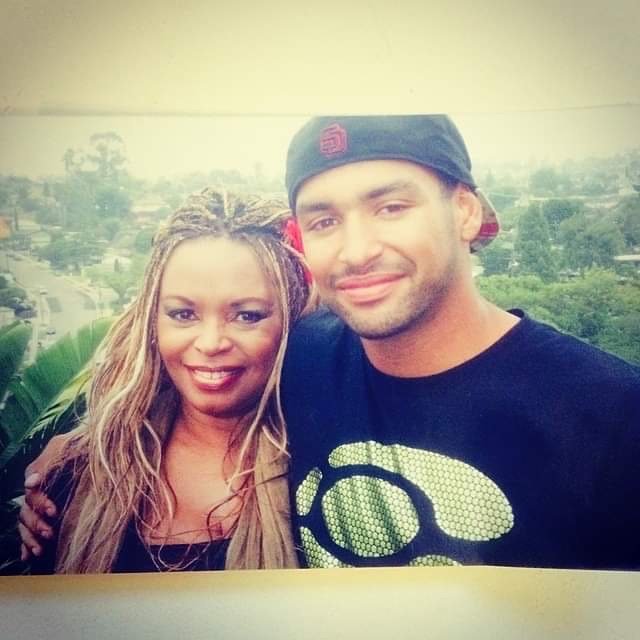 Gio ..'s profile image