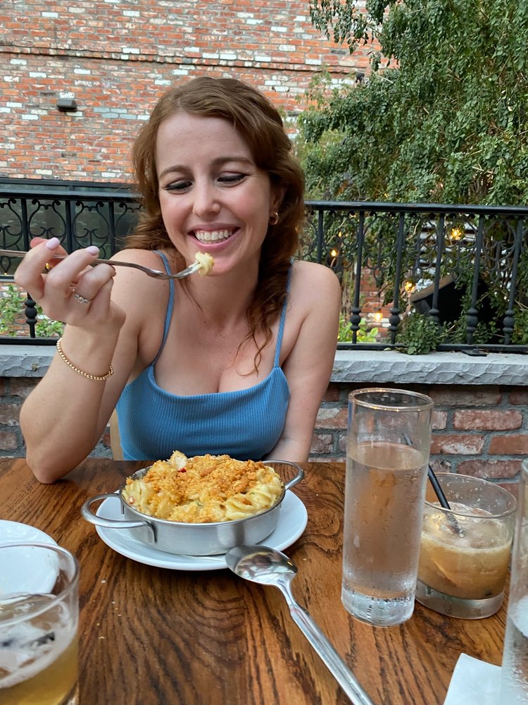 Dacia D.'s profile image