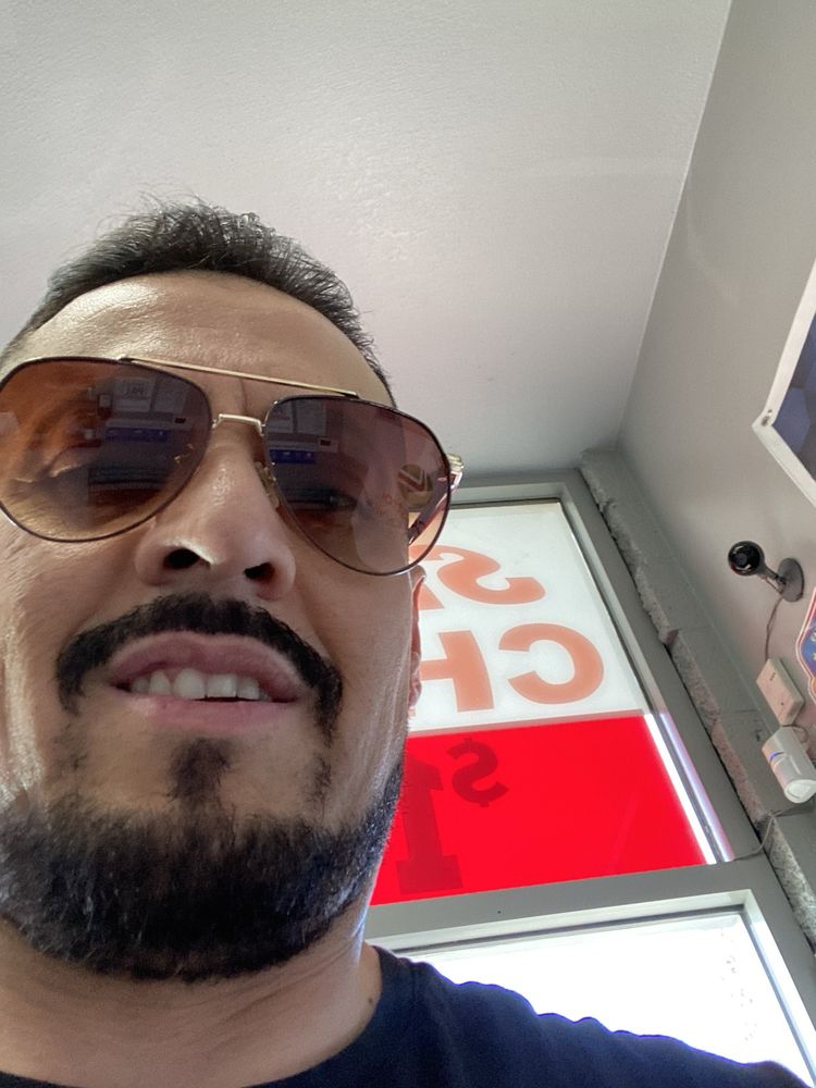 Oscar F.'s profile image