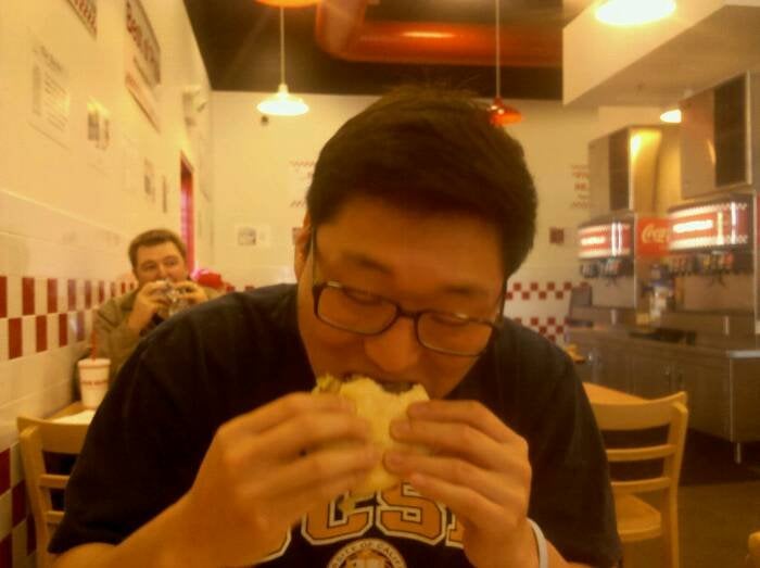 eweezy h.'s profile image