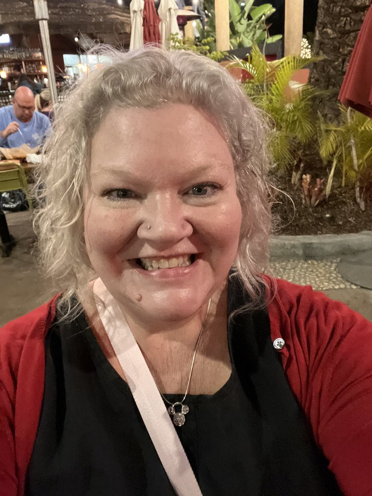 Krista Lou ..'s profile image