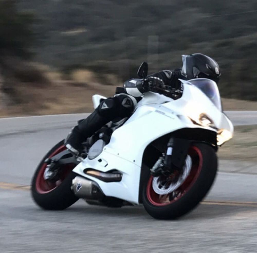 Robert V.'s profile image