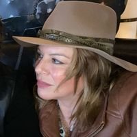 Elizabeth M.'s profile image