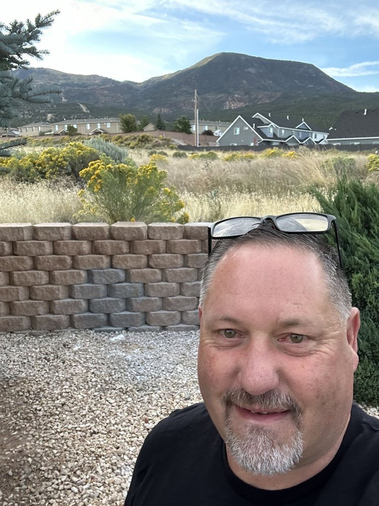 Lloyd R.'s profile image