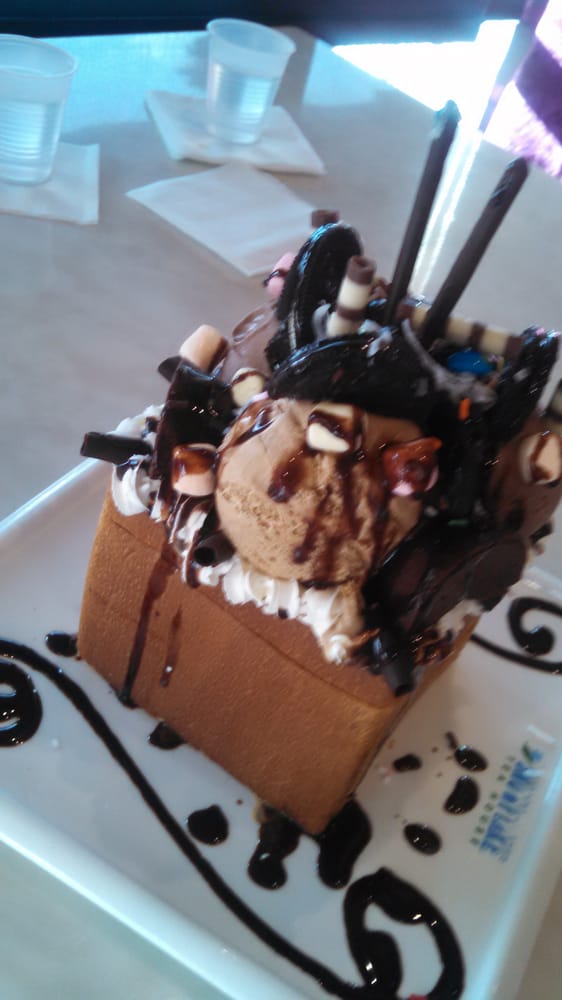 Adrianna R.'s profile image