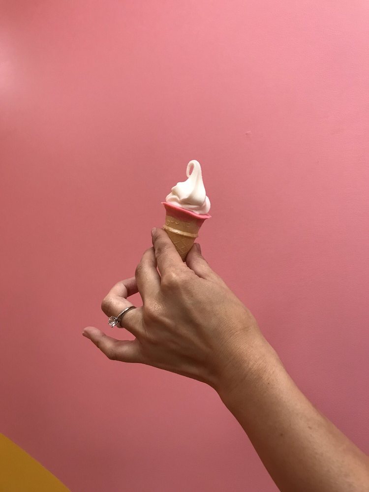 Tina L.'s profile image