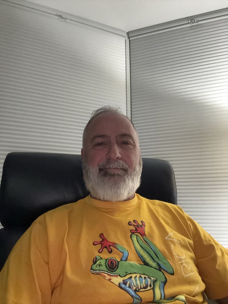 Rob M.'s profile image