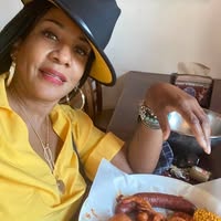 Joann Ozenne's profile image