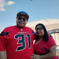 Shelley Lopez's profile image