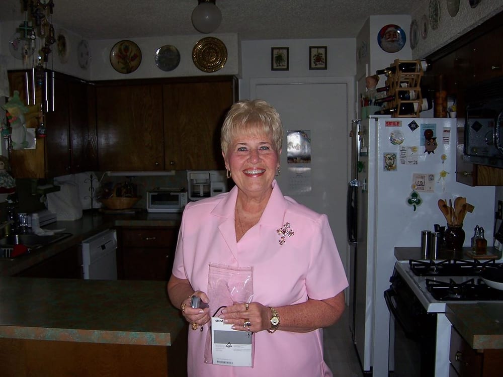 Claudia M.'s profile image