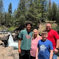 Courtney Howe's profile image