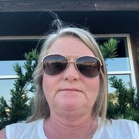 Lori Rice Elliott's profile image