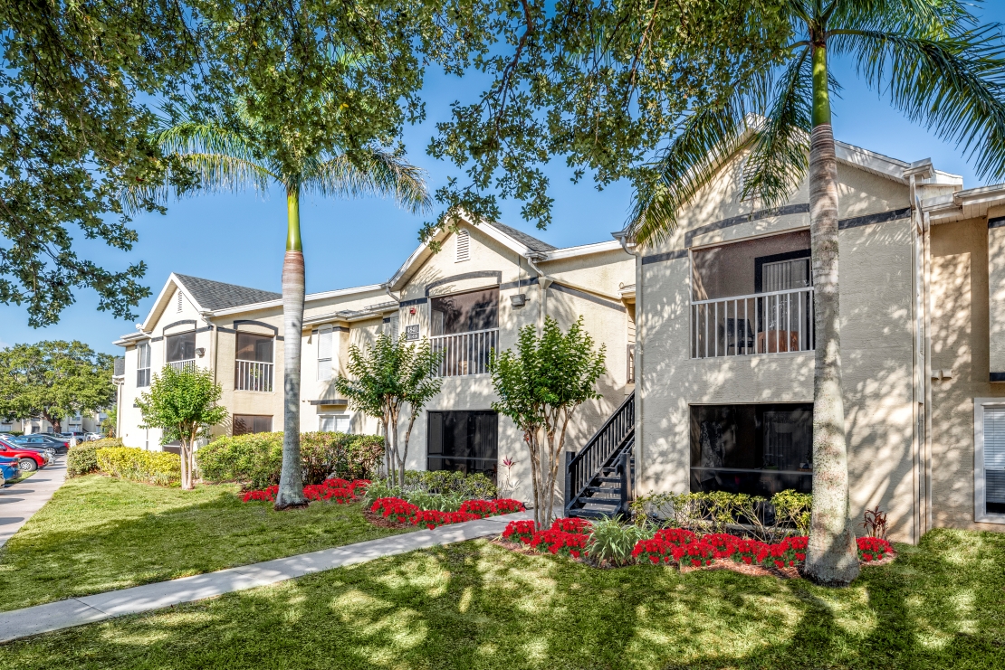 Sawgrass Cove Apartments's cover image