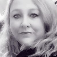 Julie Mcneil's profile image