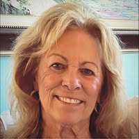 Gail Caras Warekois's profile image