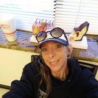 Julie Walls's profile image