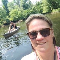 Michelle Ruiter Drnek's profile image