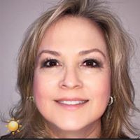 Bonnie Holub's profile image