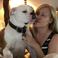 Lisa Castro's profile image