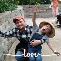 Nicole Howard's profile image