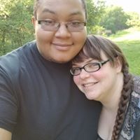 Elizabeth Tomlinson's profile image