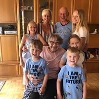 Melanie Hampel's profile image