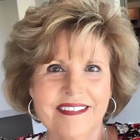 Mary Carr's profile image