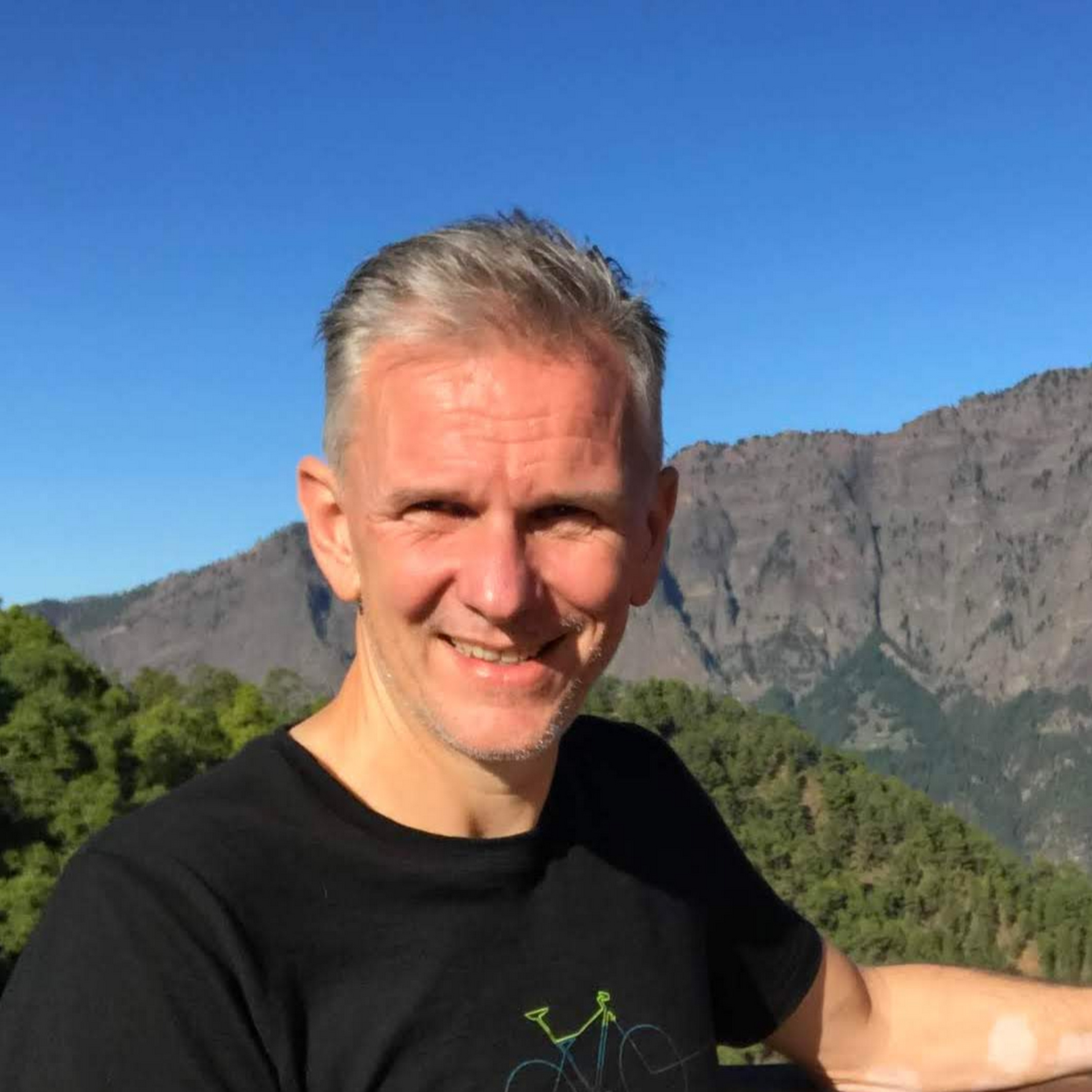 Hennie's profile image