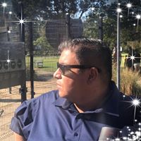 Nichol Larios's profile image