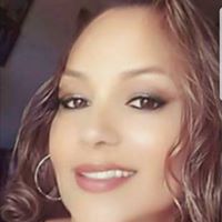 Desiree Flores's profile image