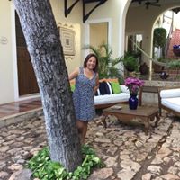 Alma Briones's profile image