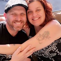 April Lyons-Perry's profile image
