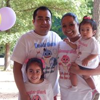 Paola Flores's profile image