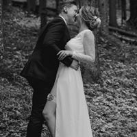 Elan Hall's profile image