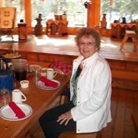 Julia Pullara's profile image