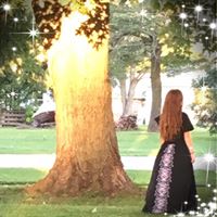 Julie Pichon's profile image