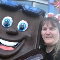 Dee Ladsten's profile image