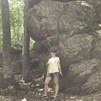 Laura Renee's profile image