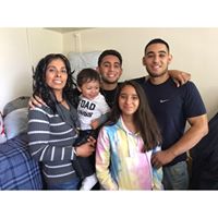 Sharon Hernandez Farias's profile image