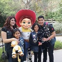 Vicky Dee's profile image