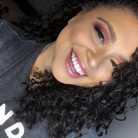 Laura Arias's profile image