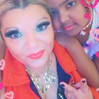 Roxy Palomo's profile image