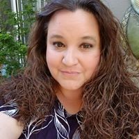 Crystal Renee's profile image