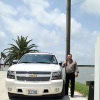 Raul Flores's profile image