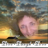 Heather Madsen's profile image