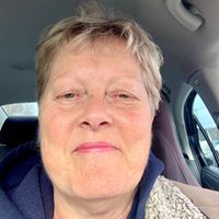 Lisa Farrah's profile image